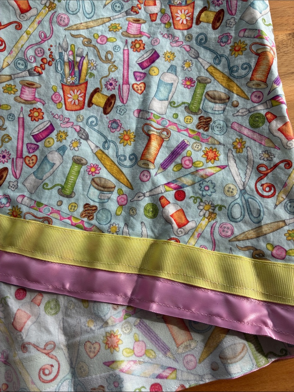 Handmade BTS Art Notions Print Apron with Pocket & Satin Trim Retro Feel Teacher - Picture 6 of 6